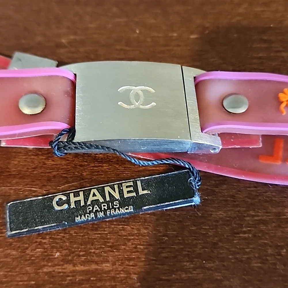 Authentic Chanel belt- rare - Picture 2 of 8